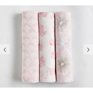 Bunny Organic Muslin Swaddle Set Pottery Barn